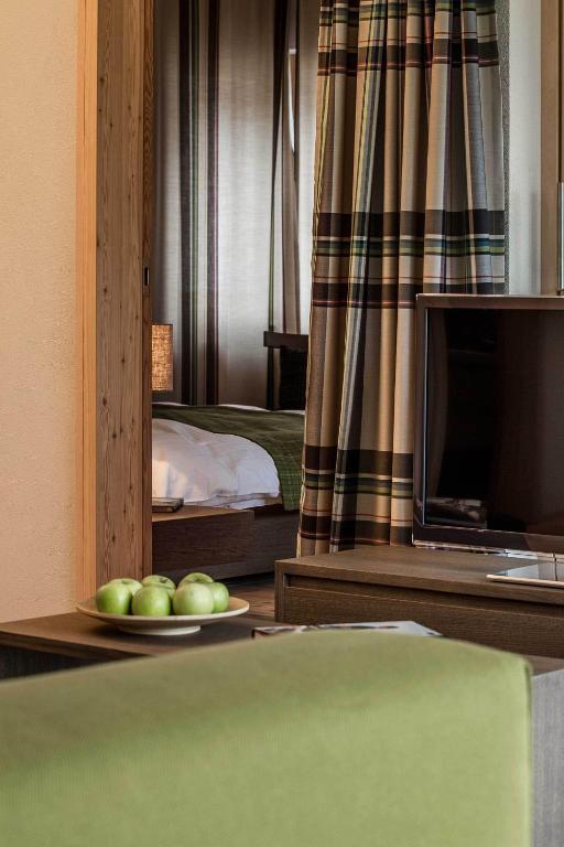Turrabuel Aparthotel Parpan Ruang foto