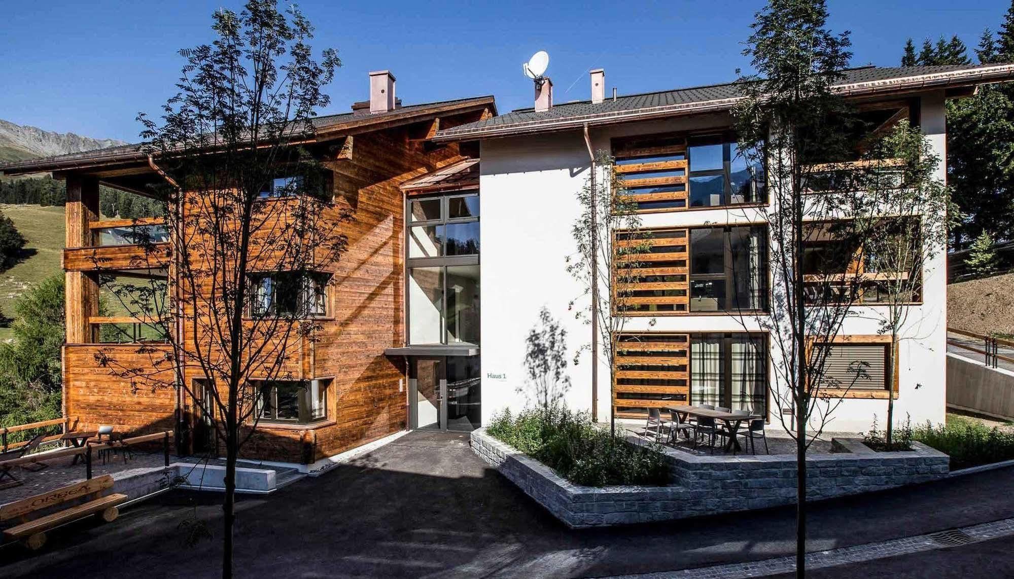 Turrabuel Aparthotel Parpan Bagian luar foto